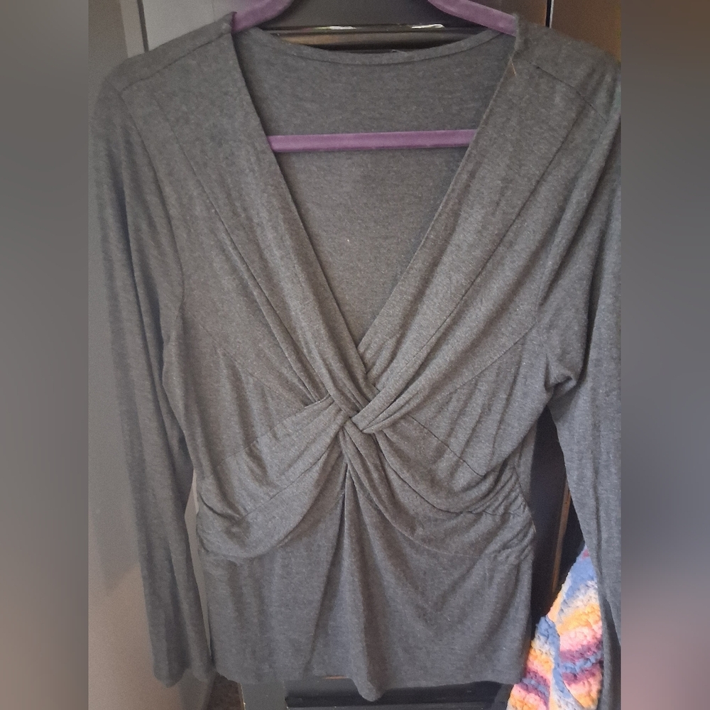 Women's Gray Knot-Front Long Sleeve Top